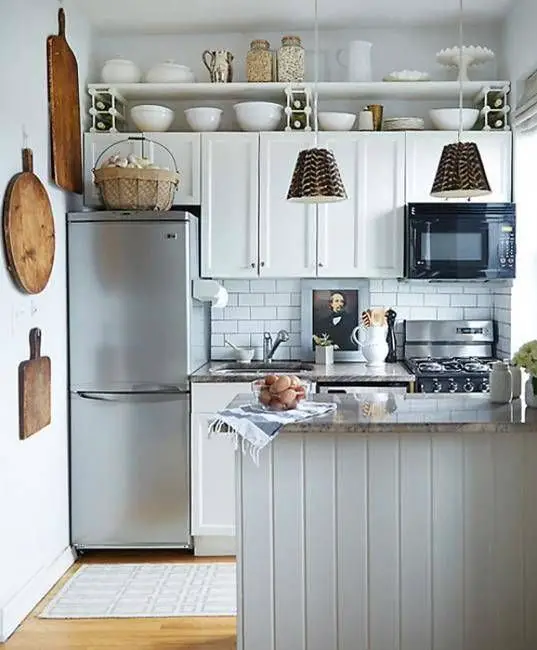 Tiny kitchen makeover remodeling ideas and inspiration for small kitchens - see more here: http://outintherealworld.com/diy-home-kitchens-tiny-kitchen-decor-remodeling-ideas-love/ 