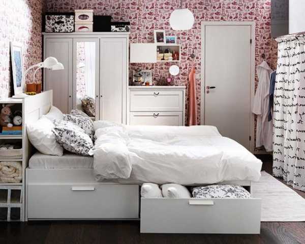 Small Space Storage Solutions on a Bud