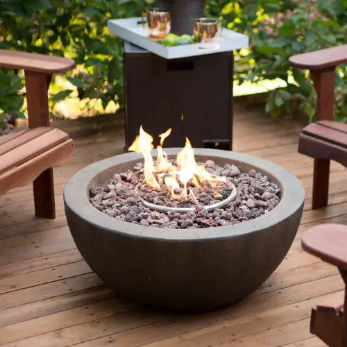 LOVE this patio fire bowl fire pit!