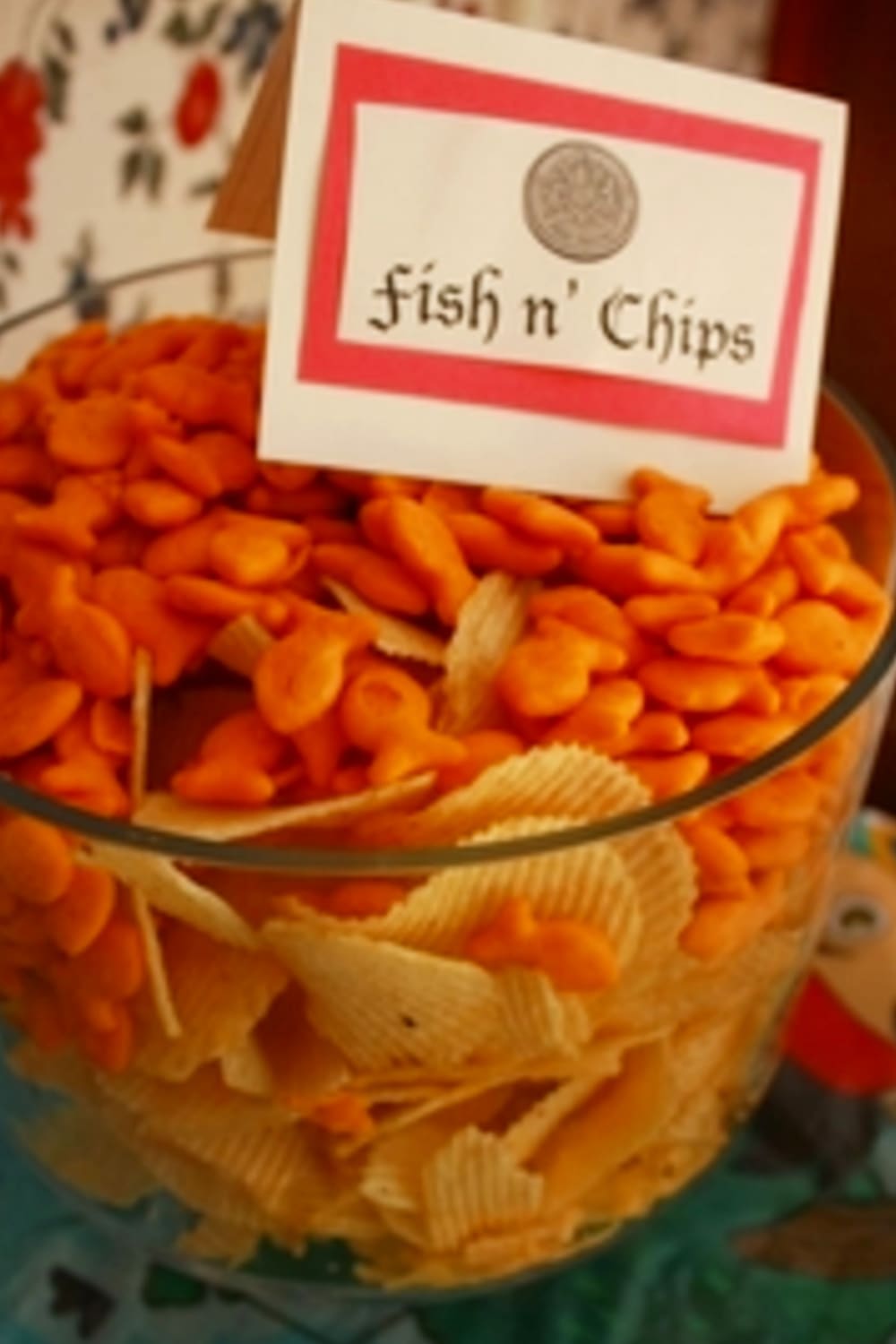 Potluck food ideas - funny main dish for a potluck dinner - fish and chips - would be really cute and EASY party snack food!