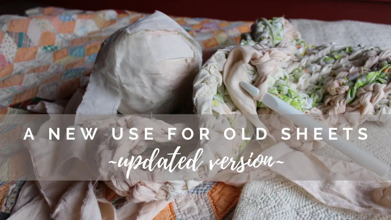 Ideas for old sheets. What to DO with old sheets, bedding and linens. Ideas for donating old sheets, recycling old sheets and clever DIY projects using old sheets