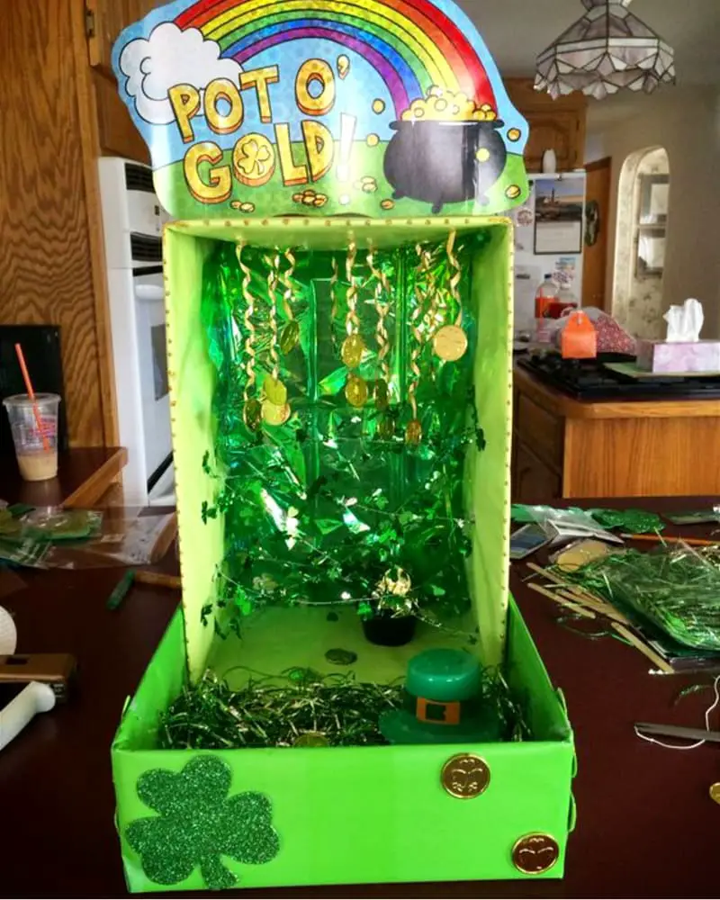 leprechaun trap ideas - awesome leprechaun trap made with a shoebox