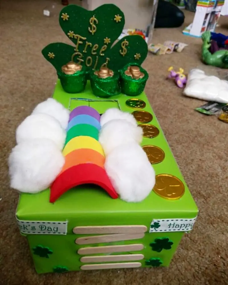 leprechaun trap ideas - kindergarten simple shoebox leprechaun traps - easy St patricks Day Crafts For Kids