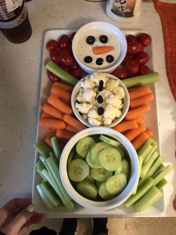 Party Food For a Crowd - Party Trays and Easy Snack Food Platters