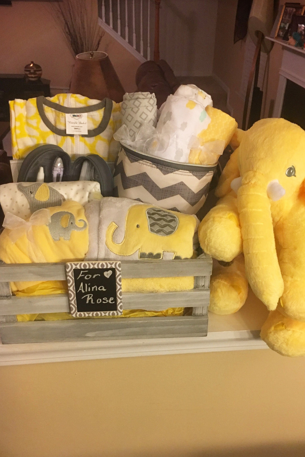 simple affordable baby gift baskets to make for a shower